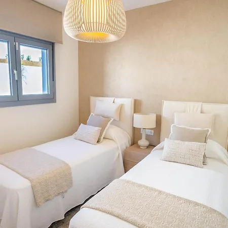 Apartmán Modern Golf & Coast Retreat In Estepona