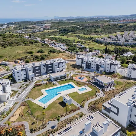 Modern Golf & Coast Retreat In Estepona
